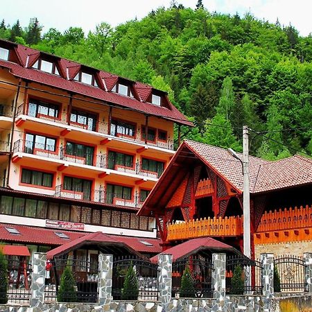 Pensiune Restaurant Piatra Craiului Dîmbovicioara Eksteriør billede